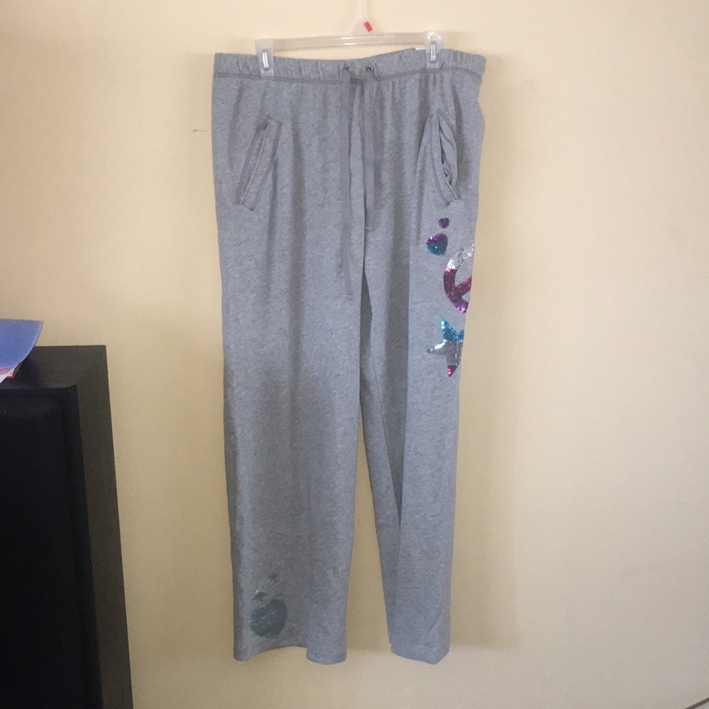 VS PINK sweatpants and sweatshirt